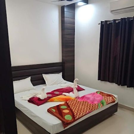 Hotel City Inn Gaya Exteriör bild